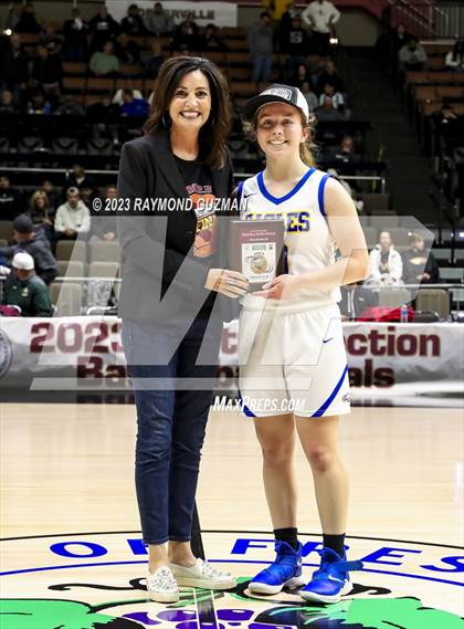 Thumbnail 3 in Porterville @ Bakersfield Christian (CIF CS Division 3 Championship) photogallery.