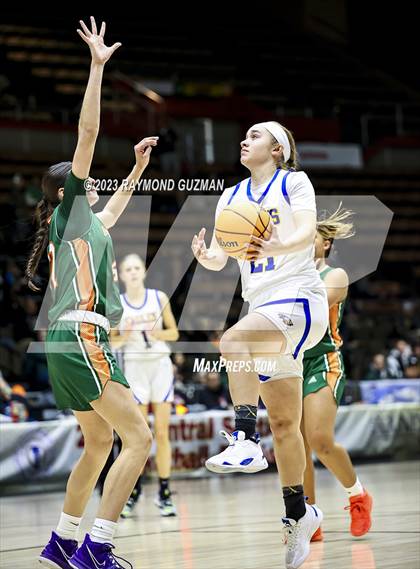 Thumbnail 1 in Porterville @ Bakersfield Christian (CIF CS Division 3 Championship) photogallery.