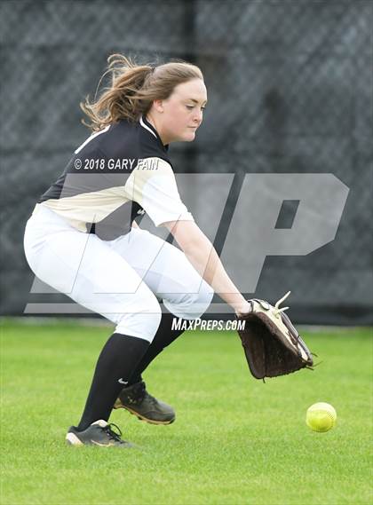 Thumbnail 3 in Bradley Central vs Soddy Daisy photogallery.