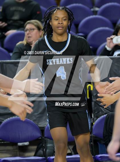 Thumbnail 1 in St. Mary's vs. Deer Valley (AIA 4A Final) photogallery.