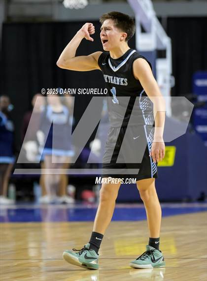 Thumbnail 2 in St. Mary's vs. Deer Valley (AIA 4A Final) photogallery.