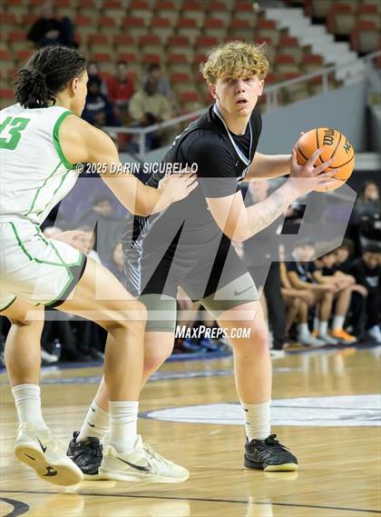 Thumbnail 1 in St. Mary's vs. Deer Valley (AIA 4A Final) photogallery.