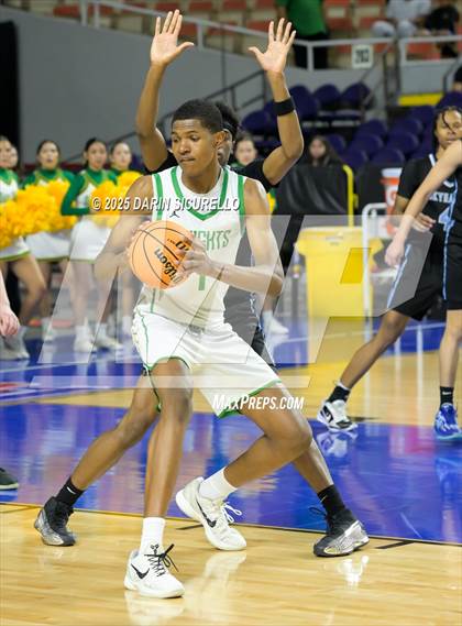 Thumbnail 1 in St. Mary's vs. Deer Valley (AIA 4A Final) photogallery.