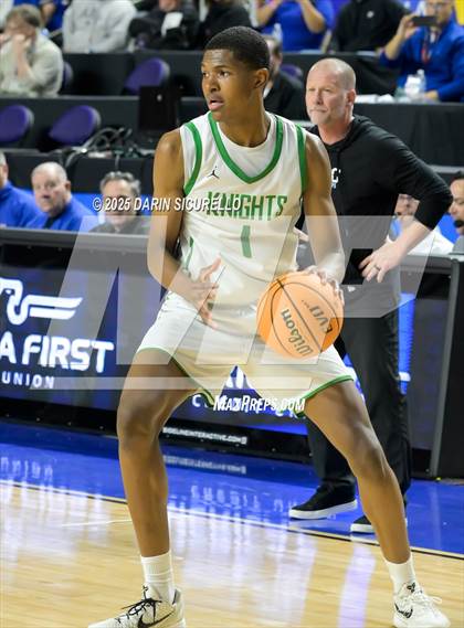 Thumbnail 2 in St. Mary's vs. Deer Valley (AIA 4A Final) photogallery.