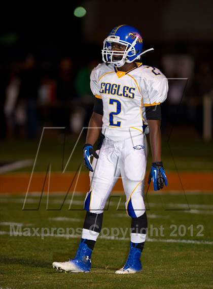 Thumbnail 1 in Wasco vs. Bakersfield Christian (CIF CS D4 Final) photogallery.