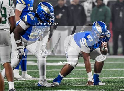 Thumbnail 3 in De La Salle vs. Santa Margarita (CIF Open DIV Final) photogallery.