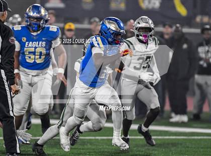 Thumbnail 2 in De La Salle vs. Santa Margarita (CIF Open DIV Final) photogallery.