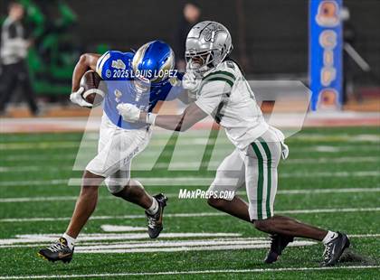 Thumbnail 1 in De La Salle vs. Santa Margarita (CIF Open DIV Final) photogallery.