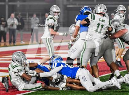 Thumbnail 1 in De La Salle vs. Santa Margarita (CIF Open DIV Final) photogallery.