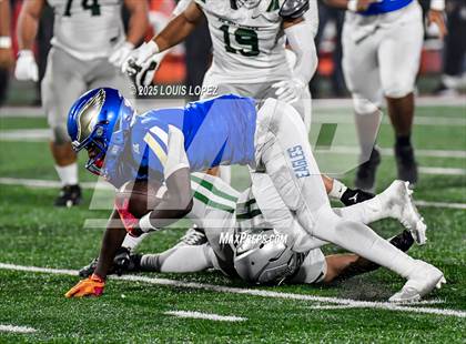 Thumbnail 1 in De La Salle vs. Santa Margarita (CIF Open DIV Final) photogallery.