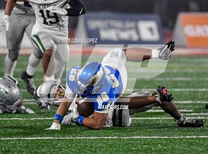Thumbnail 1 in De La Salle vs. Santa Margarita (CIF Open DIV Final) photogallery.