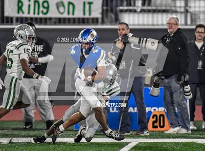 Thumbnail 2 in De La Salle vs. Santa Margarita (CIF Open DIV Final) photogallery.