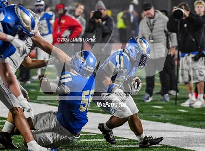 Thumbnail 3 in De La Salle vs. Santa Margarita (CIF Open DIV Final) photogallery.