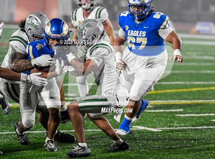 Thumbnail 3 in De La Salle vs. Santa Margarita (CIF Open DIV Final) photogallery.