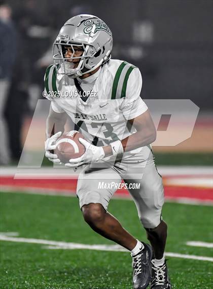 Thumbnail 2 in De La Salle vs. Santa Margarita (CIF Open DIV Final) photogallery.