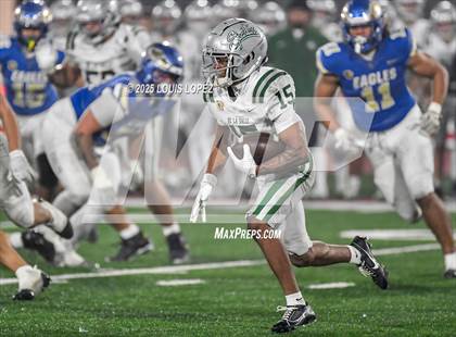 Thumbnail 3 in De La Salle vs. Santa Margarita (CIF Open DIV Final) photogallery.