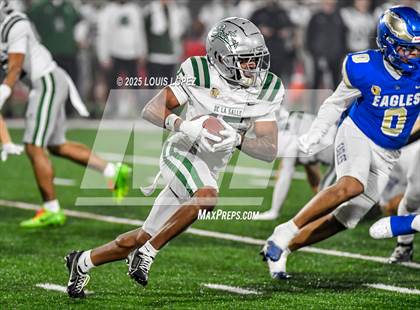 Thumbnail 3 in De La Salle vs. Santa Margarita (CIF Open DIV Final) photogallery.