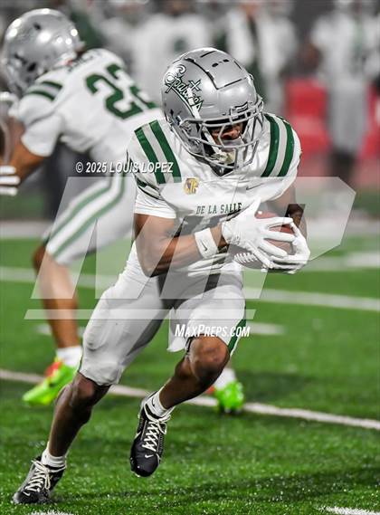 Thumbnail 3 in De La Salle vs. Santa Margarita (CIF Open DIV Final) photogallery.