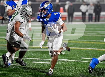 Thumbnail 3 in De La Salle vs. Santa Margarita (CIF Open DIV Final) photogallery.