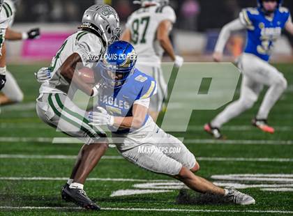 Thumbnail 1 in De La Salle vs. Santa Margarita (CIF Open DIV Final) photogallery.
