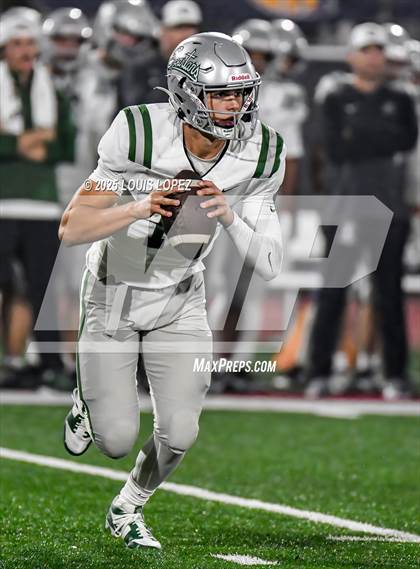 Thumbnail 3 in De La Salle vs. Santa Margarita (CIF Open DIV Final) photogallery.