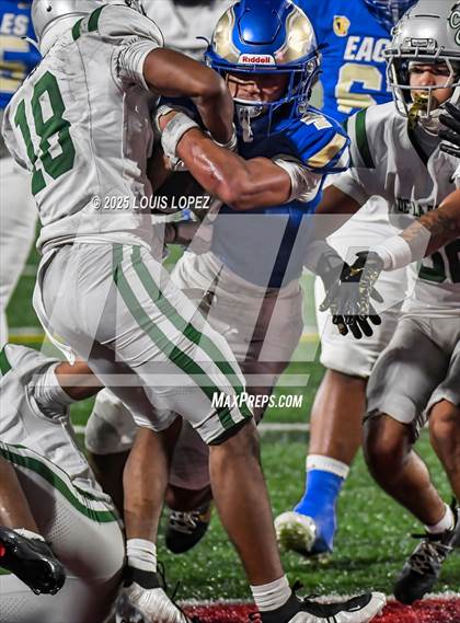 Thumbnail 2 in De La Salle vs. Santa Margarita (CIF Open DIV Final) photogallery.