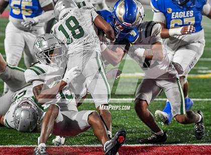 Thumbnail 3 in De La Salle vs. Santa Margarita (CIF Open DIV Final) photogallery.