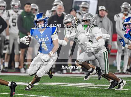 Thumbnail 3 in De La Salle vs. Santa Margarita (CIF Open DIV Final) photogallery.