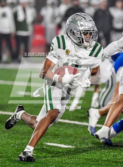 Thumbnail 1 in De La Salle vs. Santa Margarita (CIF Open DIV Final) photogallery.