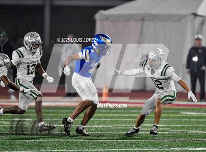 Thumbnail 1 in De La Salle vs. Santa Margarita (CIF Open DIV Final) photogallery.