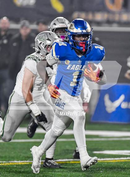 Thumbnail 3 in De La Salle vs. Santa Margarita (CIF Open DIV Final) photogallery.