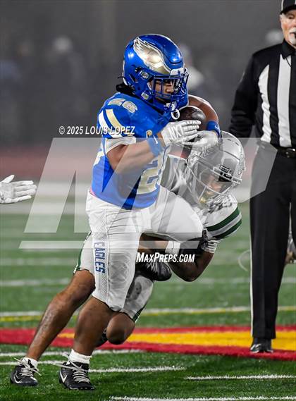 Thumbnail 2 in De La Salle vs. Santa Margarita (CIF Open DIV Final) photogallery.