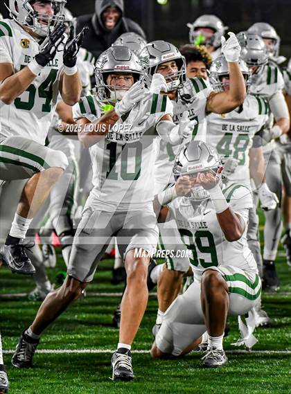 Thumbnail 1 in De La Salle vs. Santa Margarita (CIF Open DIV Final) photogallery.