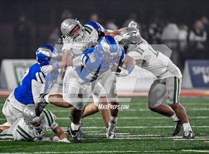 Thumbnail 2 in De La Salle vs. Santa Margarita (CIF Open DIV Final) photogallery.