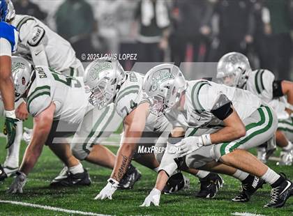 Thumbnail 3 in De La Salle vs. Santa Margarita (CIF Open DIV Final) photogallery.