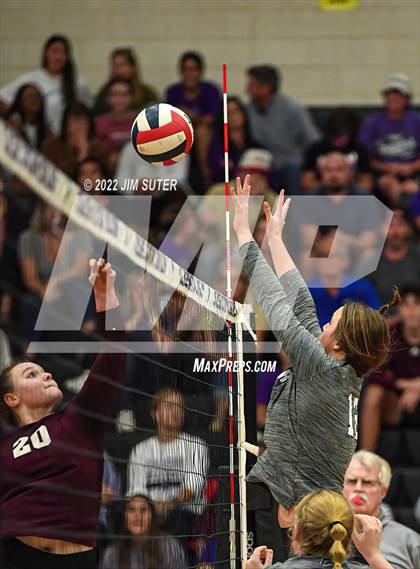 Thumbnail 1 in College Station vs A&M Consolidated photogallery.
