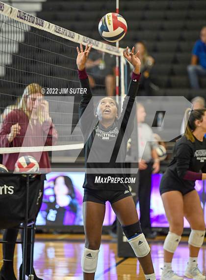 Thumbnail 1 in College Station vs A&M Consolidated photogallery.