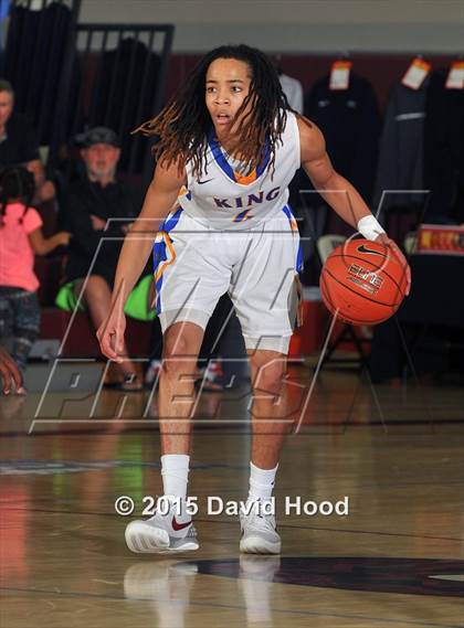 Thumbnail 1 in Alemany vs. King (MaxPreps Holiday Classic) photogallery.
