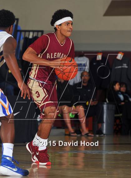 Thumbnail 2 in Alemany vs. King (MaxPreps Holiday Classic) photogallery.