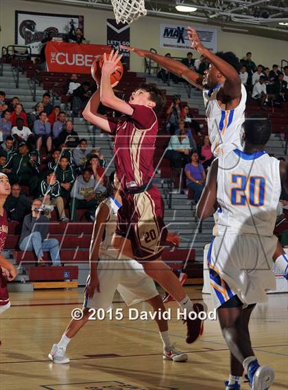 Thumbnail 2 in Alemany vs. King (MaxPreps Holiday Classic) photogallery.