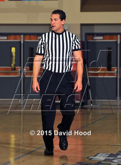 Thumbnail 2 in Alemany vs. King (MaxPreps Holiday Classic) photogallery.
