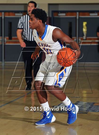 Thumbnail 1 in Alemany vs. King (MaxPreps Holiday Classic) photogallery.