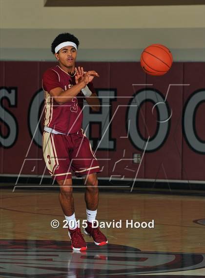 Thumbnail 3 in Alemany vs. King (MaxPreps Holiday Classic) photogallery.