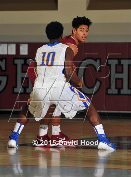 Thumbnail 2 in Alemany vs. King (MaxPreps Holiday Classic) photogallery.