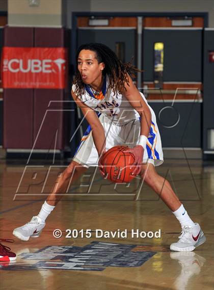 Thumbnail 3 in Alemany vs. King (MaxPreps Holiday Classic) photogallery.