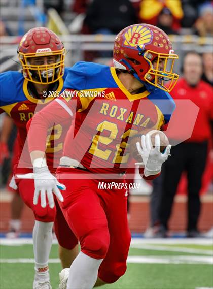 Thumbnail 2 in Paris @ Roxana (IHSA 3A First Round Playoffs) photogallery.
