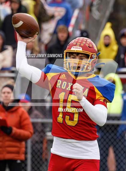 Thumbnail 1 in Paris @ Roxana (IHSA 3A First Round Playoffs) photogallery.