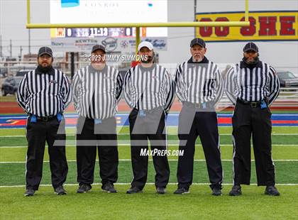 Thumbnail 1 in Paris @ Roxana (IHSA 3A First Round Playoffs) photogallery.