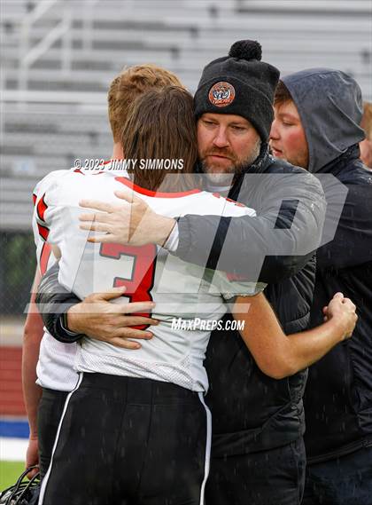 Thumbnail 1 in Paris @ Roxana (IHSA 3A First Round Playoffs) photogallery.