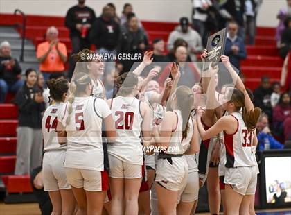 Thumbnail 2 in Muskego vs. Kenosha Bradford (WIAA Division 1 Quarterfinal) photogallery.